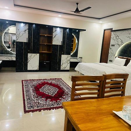 Hotel Yatri Nivas Sagara Esterno foto