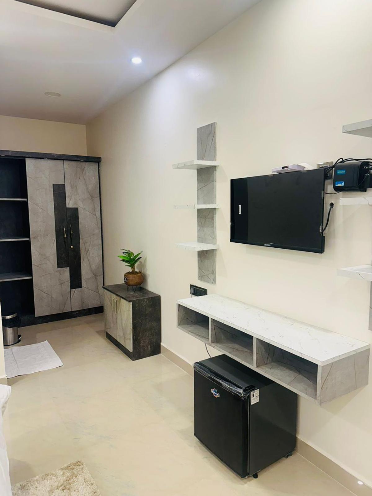 Hotel Yatri Nivas Sagara Esterno foto